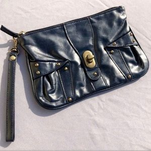 LuLu NYC Wristlet